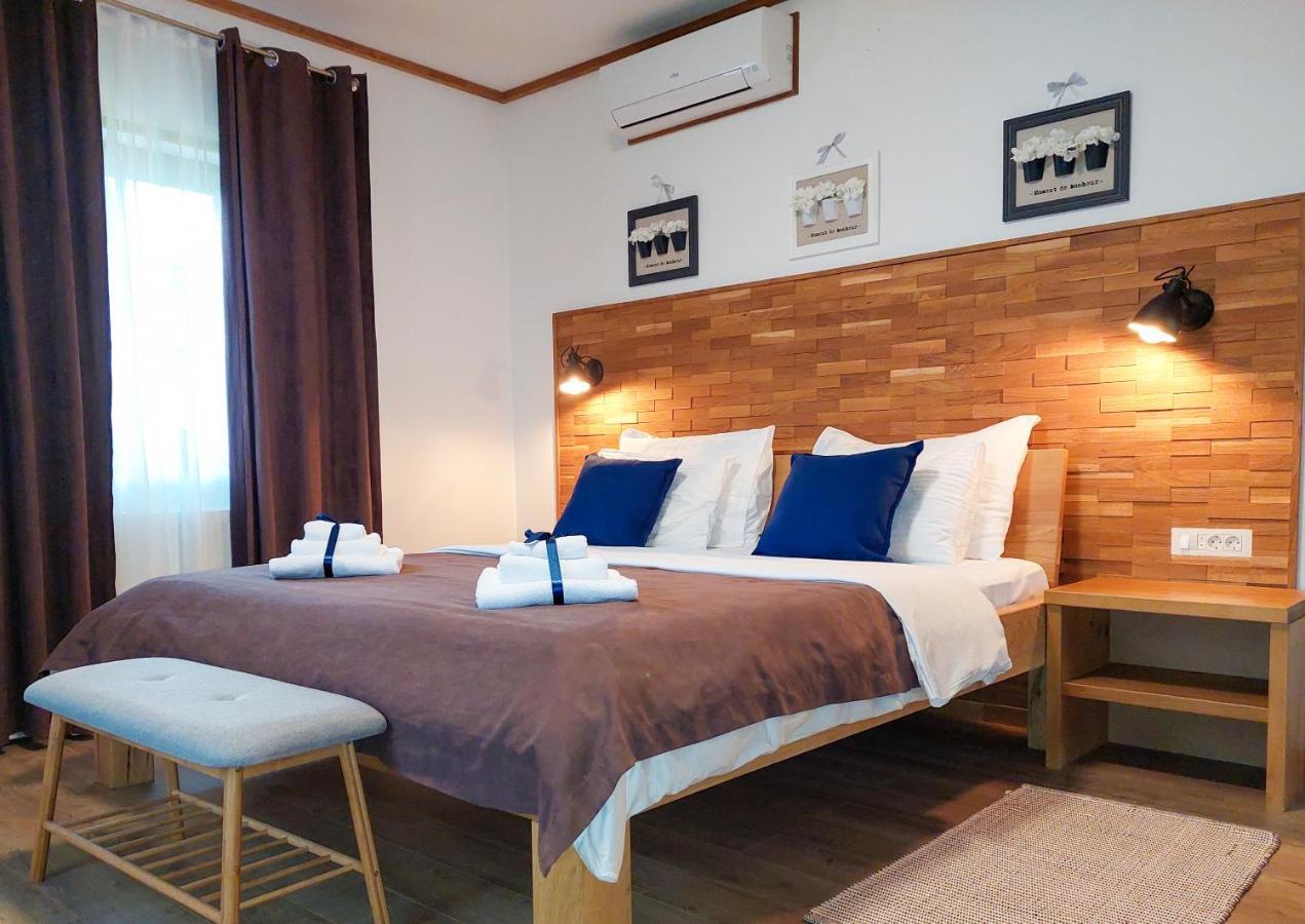 B&B Lower Lakes פליטויקה סלו מראה חיצוני תמונה