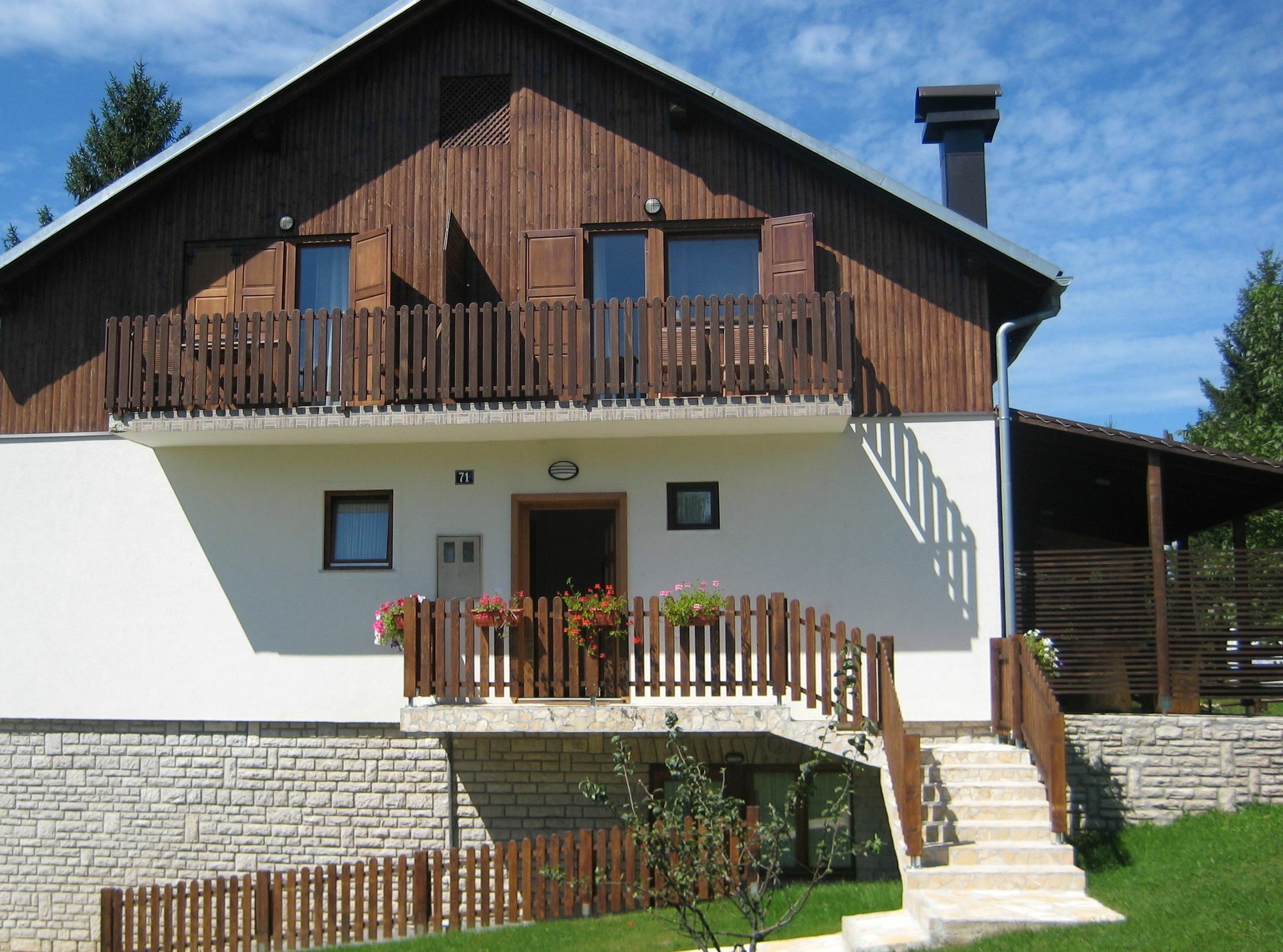 B&B Lower Lakes פליטויקה סלו מראה חיצוני תמונה
